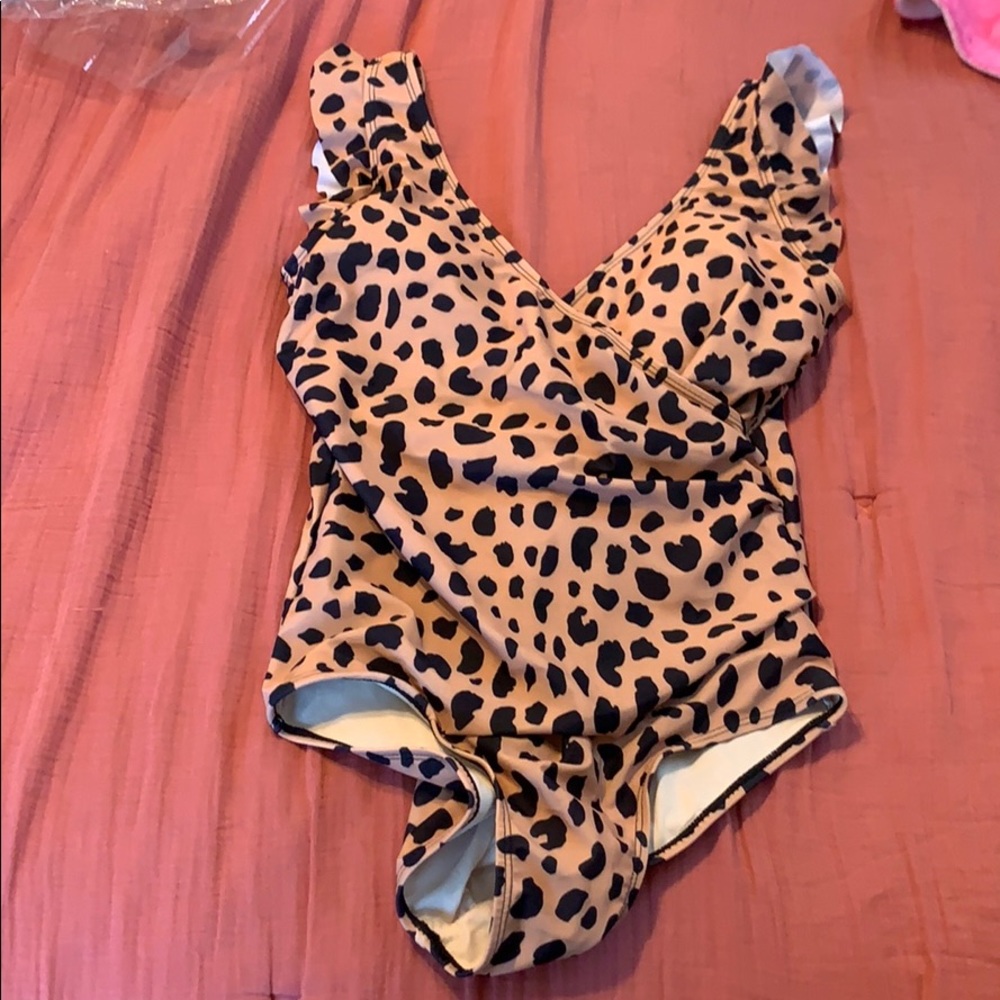 Carly Jean Los Angeles Leopard swimsuit Medium